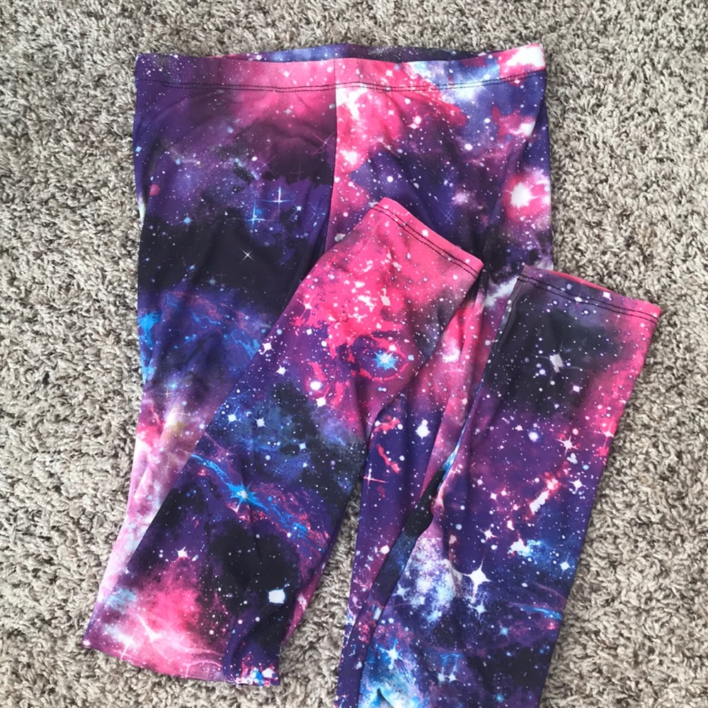 Galaxy print leggings